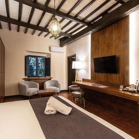 La Loggia Historic Resort Gradara Exterior photo